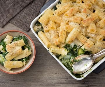 Pasta gratinada con espinacas