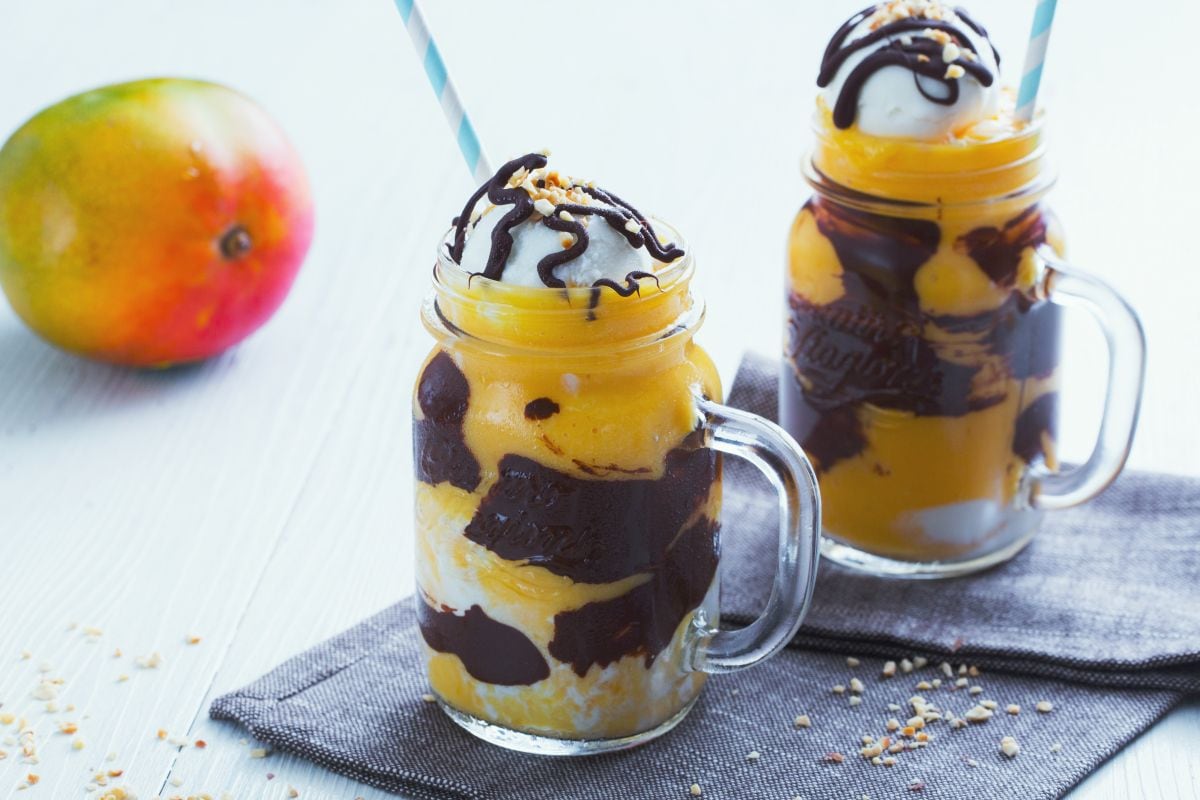 Frappé de mango y chocolate