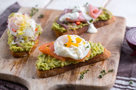 Tostada de aguacate