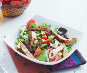 Ensalada de pollo y calabacines