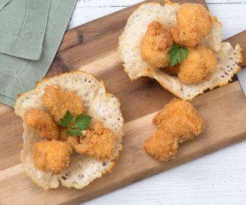 Bocados de pollo en costra de parmesano