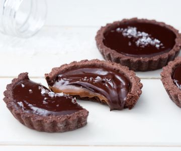 Tartaletas con chocolate y corazón de toffee