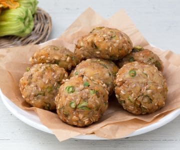 Albóndigas de espelta, ricotta y verduras