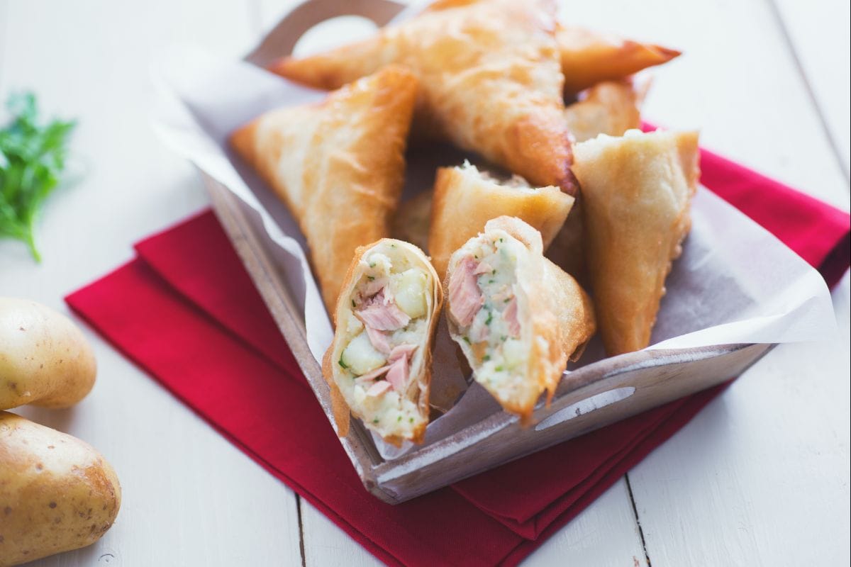 Samosa de atún