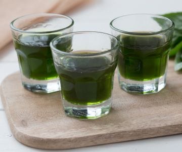 Licor de albahaca