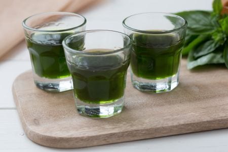 Licor de albahaca