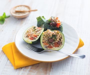 Calabacines rellenos con cereales y quinoa