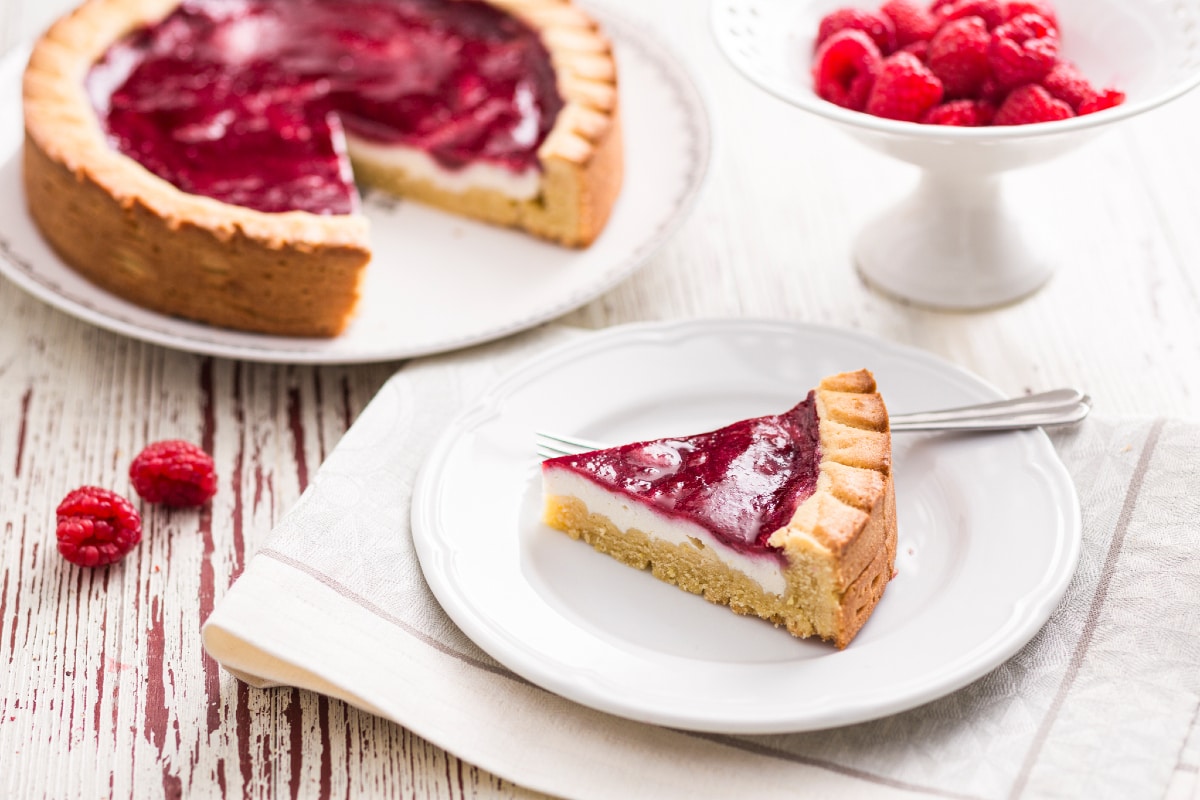 Tarta con ricotta y mermelada
