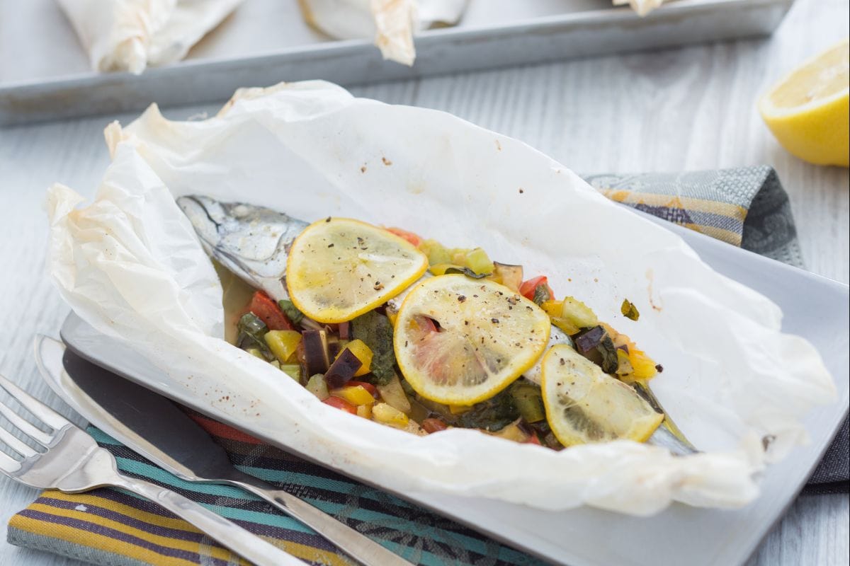Caballa al papillote