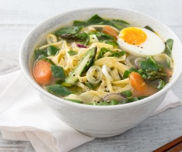 Ramen vegano falso