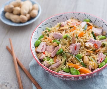 Arroz salteado con atún