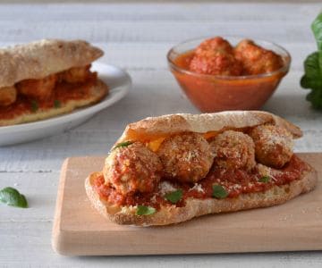 Bocadillo con albóndigas